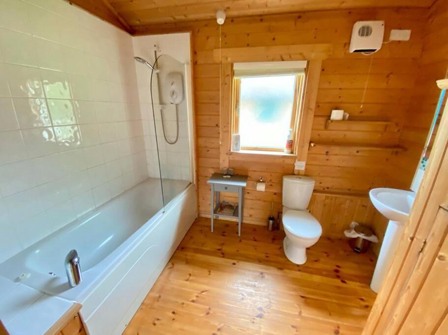 Lilly Lodge, Lake Pochard South Cerney Extérieur photo