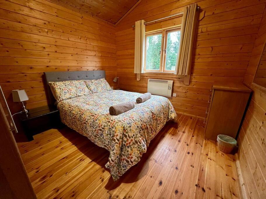 Lilly Lodge, Lake Pochard South Cerney Extérieur photo
